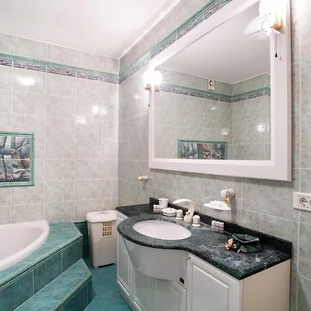 Beachfront Sunvita By Locap Group Apartma Piran