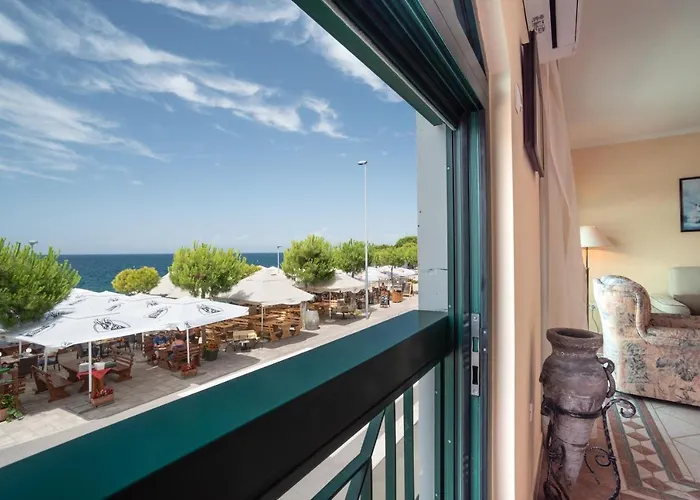 Beachfront Sunvita By Locap Group ピラン